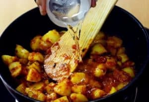 Aloo Tamatar Ki Sukhi Sabzi Aloo Tamatar ki sabji