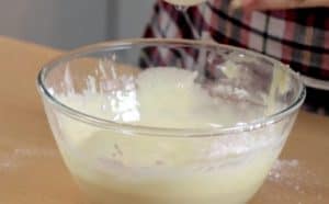 Easy Chocolate Swiss Roll Recipe Chocolate swiss rolls