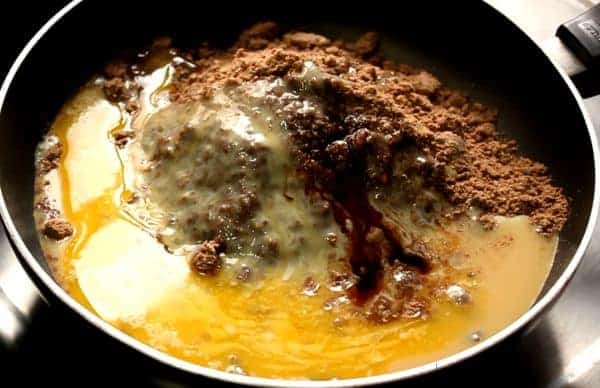 चॉकलेट नारियल बॉल्स कैसे बनाते है | Chocolate Coconut Balls Recipe In Hindi Coconut Chocolate Balls