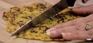 पोहा चिल्ला रोल बनाने की विधि | Poha Chilla Roll In Hindi Poha Rolls