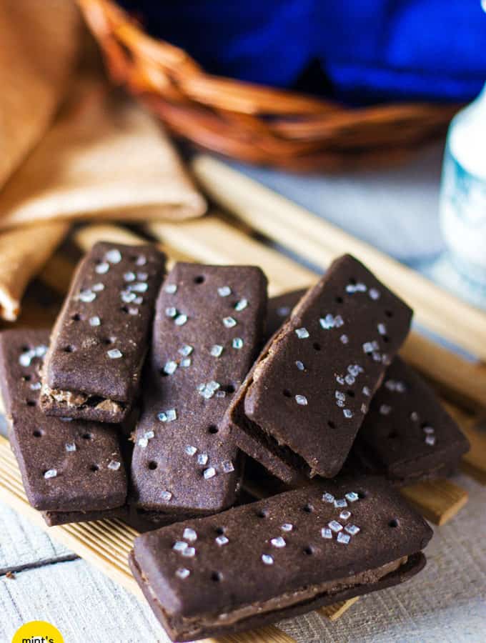 Bourbon biscuit
