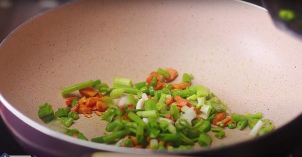 Bread Paneer Paratha