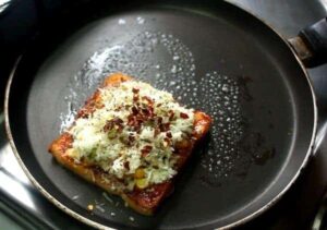 Bread Pizza On Tawa