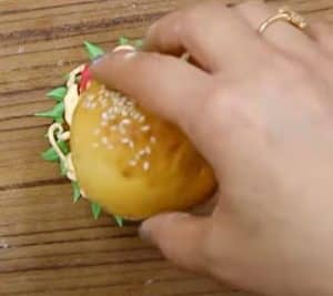 Burger Cupcake