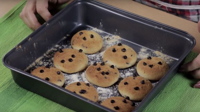 Choco chips cookies