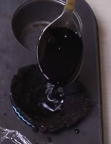 No bake chocolava cake