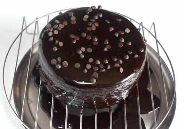 Eggless Chocolate Cake 