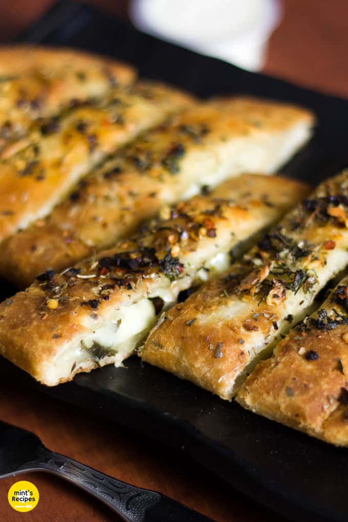 Homemade Cheese Garlic Bread Recipe