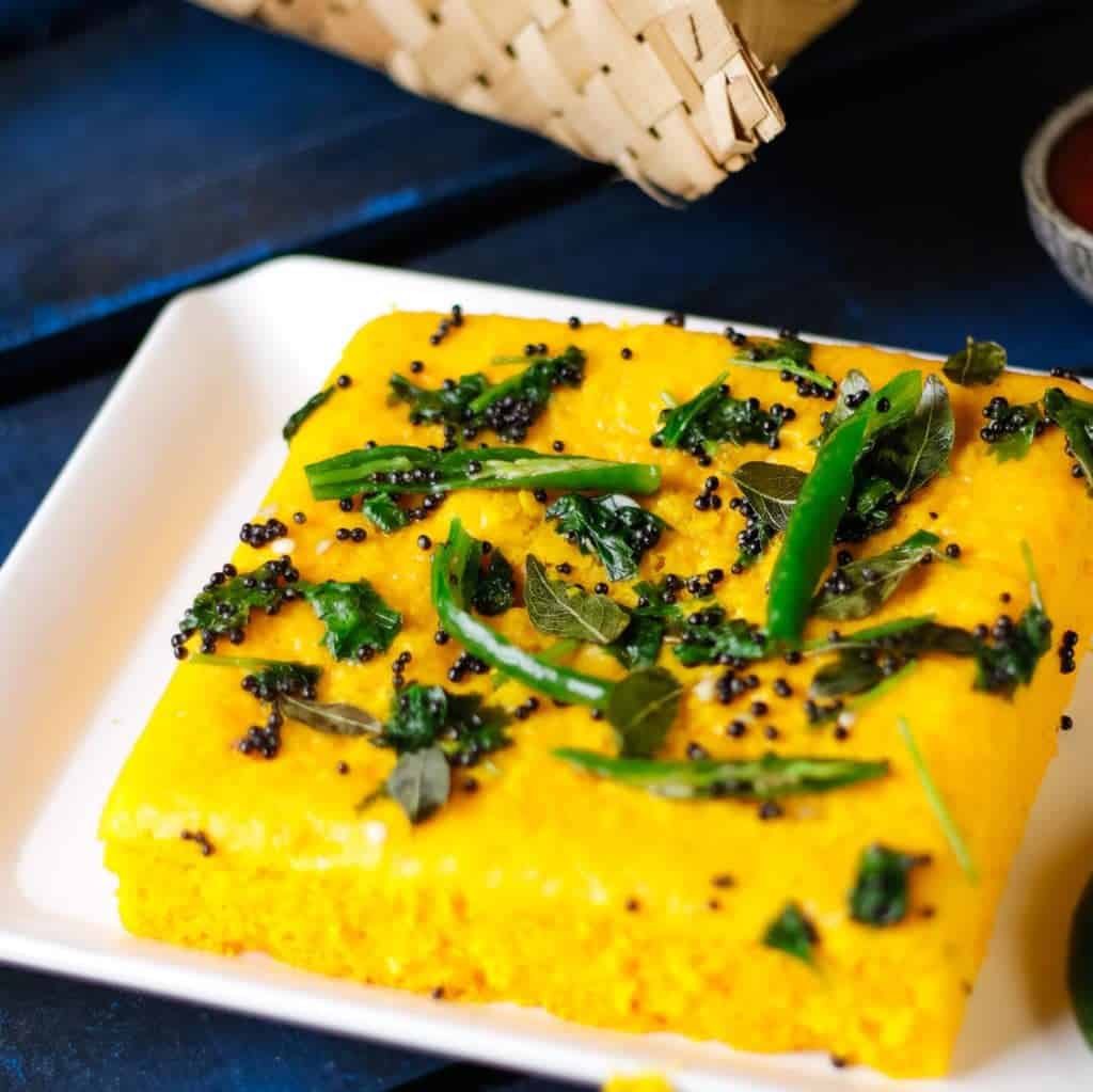 Instant Dhokla Using Premix | Evening Snacks Recipe - Mints Recipes
