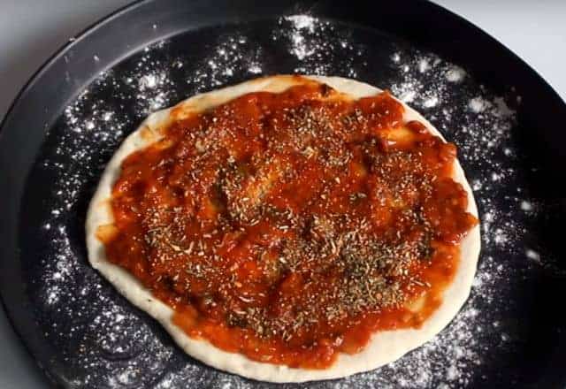 Italian Pizza On Tawa 