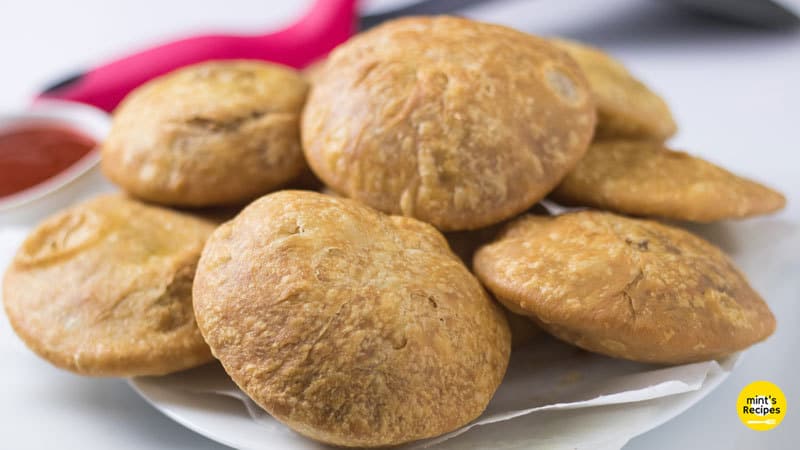 Rajasthani Khasta Kachori Recipe for Breakfast - Mint's Recipe