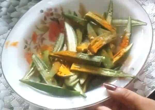 Kurkuri Bhindi