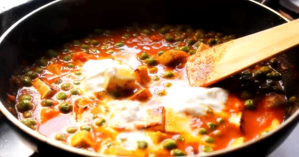 Matar Paneer 