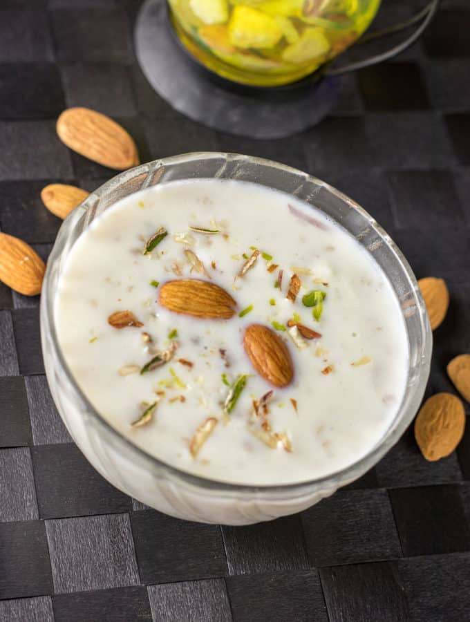 Meetha daliya kheer on a transparent small bowl