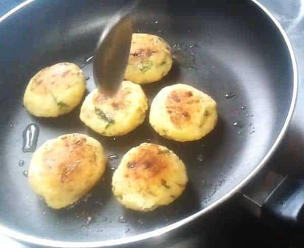 Moong Dal Ki Tikki 