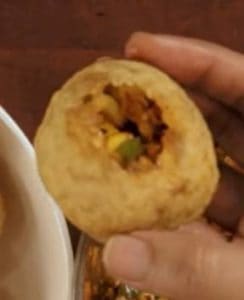 Fill the panipuri