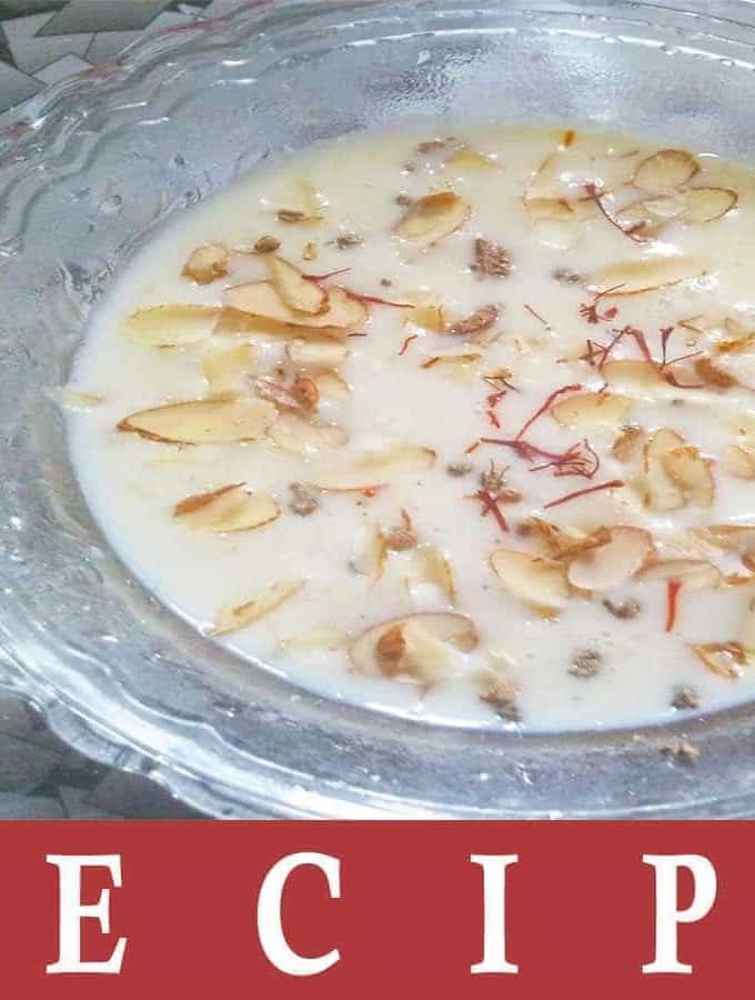 Rajasthani Rice Kheer Rice on a glass bowl