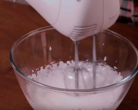 No bake strawberry cheesecake