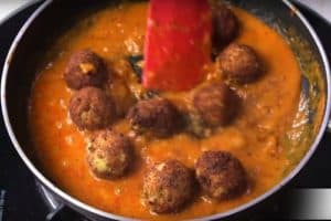 Soyabean Kofta Curry