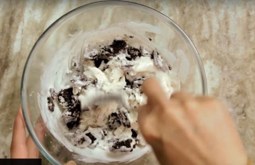 Oreo Ice-cream Sandwich Recipe
