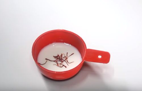 Kesaria Milk Powder Barfi