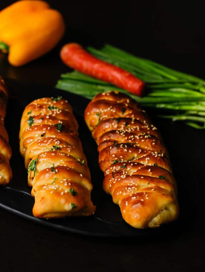 Stuffed and braided bread