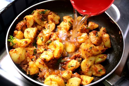 spicy potato curry (4)